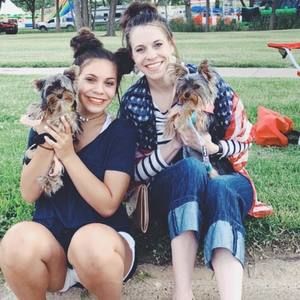 Meet your Posher, Pam